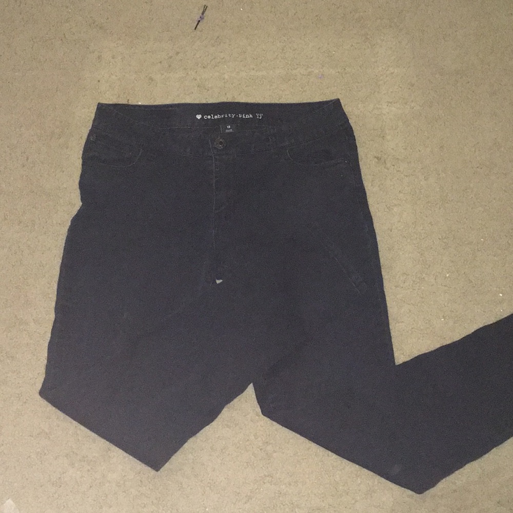 black skinny jeans! 💛